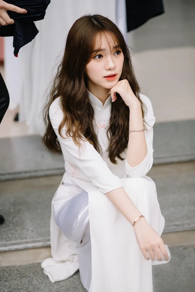 100+ ảnh mạng gái đẹp lung linh · ảnh 2